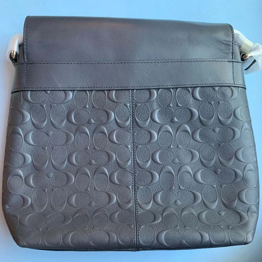 Coach Men’s Messenger Bag - Picture 5 of 6